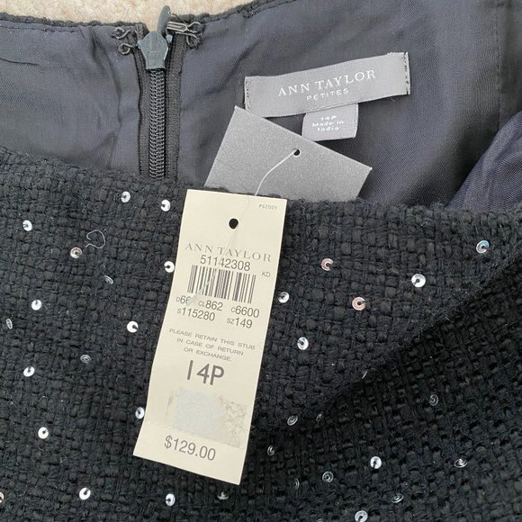 NWT Ann Taylor Black Tweed Skirt with Sequins NEW US14P - Picture 3 of 4